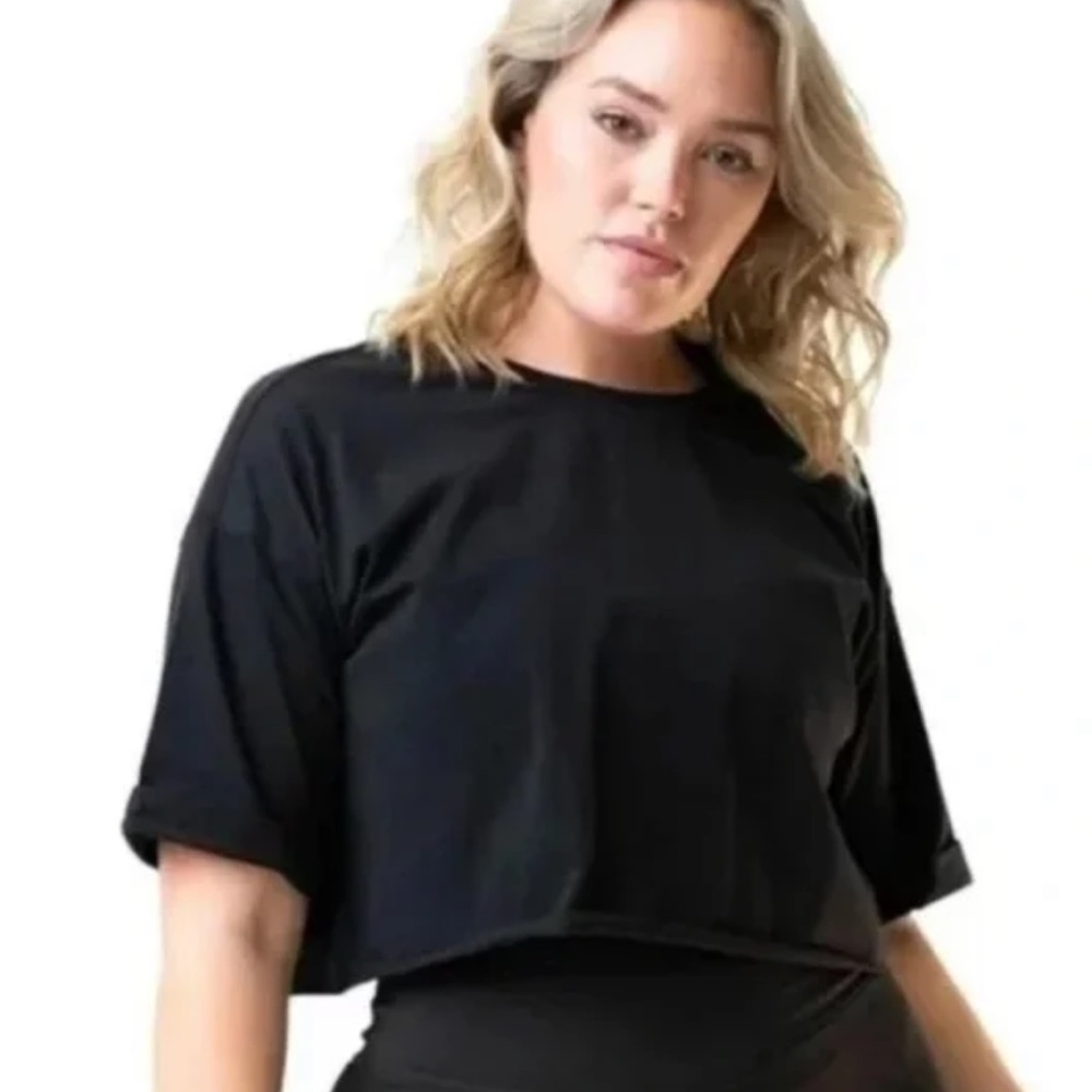 The Muse Tee - Size Medium